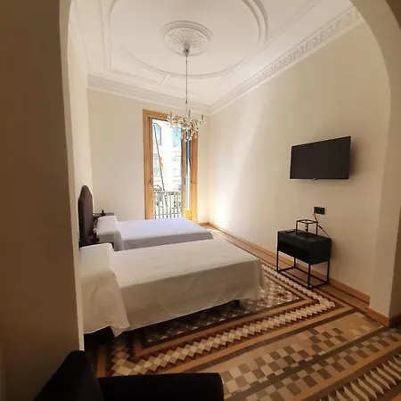 Hostal Lausanne-2